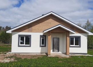 Продам дом, 86 м2, деревня Двигатель