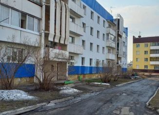 Продается трехкомнатная квартира, 63 м2, поселок Плотниково, Юбилейная улица, 52