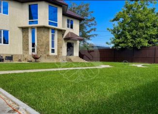 Продам дом, 405 м2, посёлок городского типа Тлюстенхабль, улица Ленина