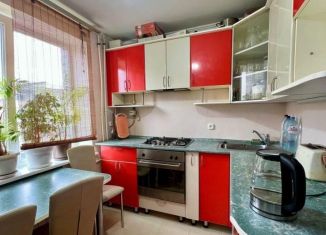 Продаю 3-ком. квартиру, 61.6 м2, Геленджик, улица Орджоникидзе, 5Б