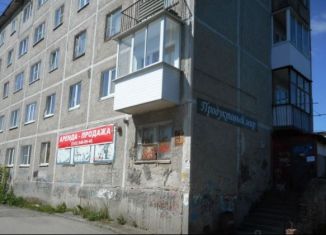 Продается торговая площадь, 70.7 м2, Первоуральск, улица Емлина, 4Б