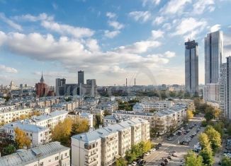 Продам 5-ком. квартиру, 526.7 м2, Москва, улица Сергея Макеева, 9к1, метро Улица 1905 года