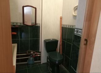 Продается однокомнатная квартира, 30 м2, Кыштым, улица Калинина, 174