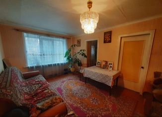 Продается 4-комнатная квартира, 62 м2, город Семилуки, улица Чапаева, 54