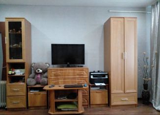 Продается 1-комнатная квартира, 37.3 м2, Жирновск, улица 35 лет Победы