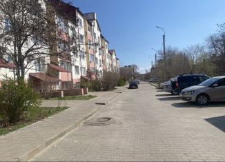Продажа трехкомнатной квартиры, 92 м2, Волгоградская область, улица Леонова, 26