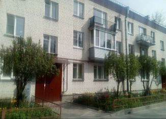 Продается двухкомнатная квартира, 42 м2, посёлок Стрельна, Санкт-Петербургское шоссе, 90