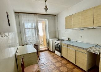 Продаю однокомнатную квартиру, 40 м2, Владикавказ, проспект Доватора, 7, 34-й микрорайон
