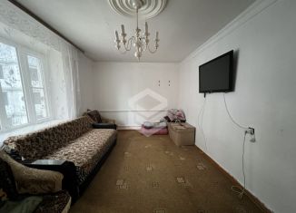 Продам 2-комнатную квартиру, 47 м2, Грозный, 2-й микрорайон, проспект Мохаммеда Али, 5А