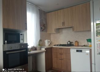 Продам 3-ком. квартиру, 62.8 м2, Ижевск, улица 9 Января, 86