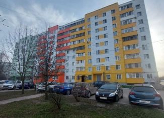 Продам 3-комнатную квартиру, 66.7 м2, посёлок Власиха, Заозёрная улица, 2