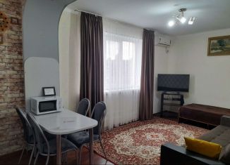 Сдача в аренду 2-комнатной квартиры, 45 м2, Славянск-на-Кубани, Батарейная улица, 389