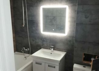 Продаю 2-ком. квартиру, 49 м2, посёлок городского типа Усть-Донецкий, улица Строителей, 110