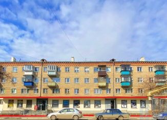 Продается торговая площадь, 546 м2, Кыштым, улица Республики, 3