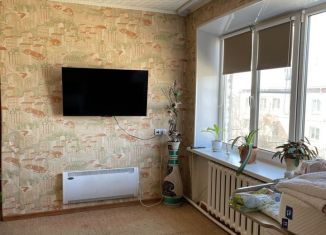 Продается двухкомнатная квартира, 40.8 м2, Верхнеуральск, улица Ленина