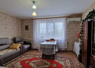 Трехкомнатная квартира на продажу, 70.5 м2, Новопавловск, Зелёная улица, 20