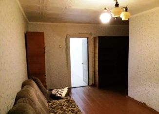 Продам трехкомнатную квартиру, 58 м2, Алатырь, микрорайон Стрелка, 17