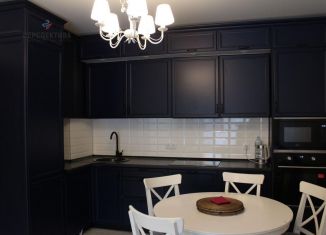 Продаю 3-ком. квартиру, 79 м2, Люберцы, улица Лётчика Ларюшина, 12, ЖК Жулебино Парк