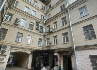 Продается четырехкомнатная квартира, 75.3 м2, Москва, Цветной бульвар, 23с1, метро Цветной бульвар