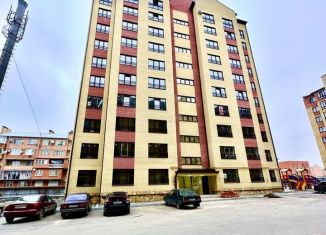 Продается 2-комнатная квартира, 80 м2, Владикавказ, улица Хадарцева, 10А, 12-й микрорайон