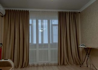 2-комнатная квартира в аренду, 61 м2, Каспийск, проспект М. Омарова, 12