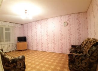 Аренда 1-комнатной квартиры, 32 м2, Азнакаево, улица Шайхутдинова, 5