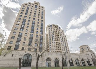 Продается 4-комнатная квартира, 130 м2, Москва, улица Орджоникидзе, 1, Донской район