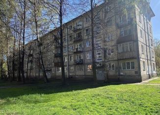 2-комнатная квартира на продажу, 41.6 м2, Санкт-Петербург, Антоновская улица, 5, метро Выборгская