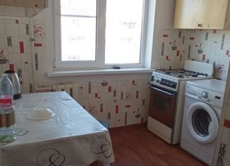 Продажа 3-ком. квартиры, 58 м2, Калмыкия, улица Юрия Клыкова, 138