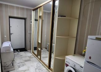 Сдаю в аренду 2-ком. квартиру, 52 м2, Курганинск, Олимпийская улица, 8