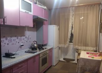 Продам 2-ком. квартиру, 49 м2, Данков, улица Чкалова