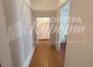 Продается двухкомнатная квартира, 60 м2, Челябинская область, улица Калинина, 3