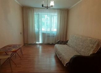 Сдается в аренду однокомнатная квартира, 40 м2, Московская область, Советская улица, 33