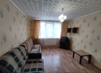 Сдается в аренду 1-комнатная квартира, 27 м2, Петрозаводск, улица Краснодонцев, 56