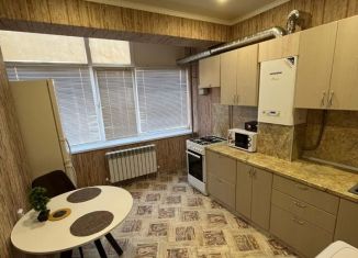 Аренда 1-комнатной квартиры, 34 м2, Ставропольский край, улица Калинина, 204