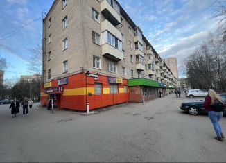 Сдам торговую площадь, 18 м2, Московская область, Красная улица, 66