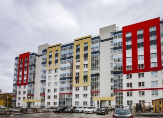 Продается 2-комнатная квартира, 65.7 м2, Екатеринбург, Малый переулок, 15, метро Машиностроителей
