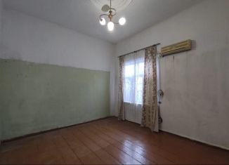 Продается 1-комнатная квартира, 32 м2, Краснодарский край, улица Фрунзе, 107