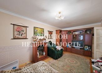 Продаю однокомнатную квартиру, 31.9 м2, Курская область, улица Димитрова, 84