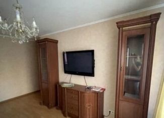 Сдается в аренду 3-комнатная квартира, 63 м2, Московская область, улица Строителей, 8