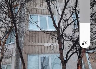 Сдаю в аренду 2-комнатную квартиру, 54 м2, Мурманская область, улица Адмирала Сизова