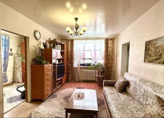 Продается двухкомнатная квартира, 42.3 м2, Екатеринбург, Кировградская улица, 69, метро Проспект Космонавтов