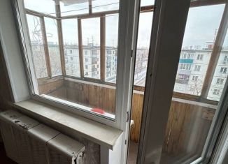 Четырехкомнатная квартира на продажу, 60 м2, Бийск, переулок Николая Липового, 70