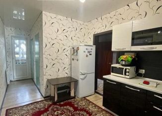 Продам двухкомнатную квартиру, 64.9 м2, Астрахань, улица Рылеева, 82