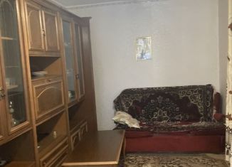Сдам в аренду двухкомнатную квартиру, 41 м2, Кемеровская область, Коммунистический проспект, 31