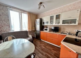 Продается однокомнатная квартира, 40 м2, Свердловская область, улица Машиностроителей, 17А