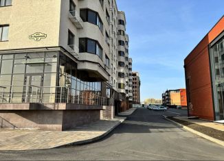 Продам трехкомнатную квартиру, 98.4 м2, Ставрополь, Промышленный район