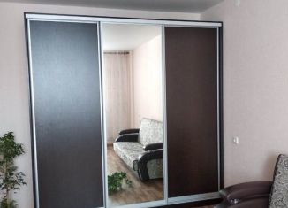 Сдаю в аренду 2-комнатную квартиру, 56 м2, Новосибирск, улица Дмитрия Шмонина