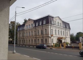 Продаю офис, 962 м2, Серпухов, улица Ворошилова, 56