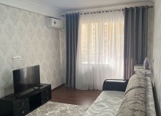 Сдается двухкомнатная квартира, 50 м2, Каспийск, Кавказская улица